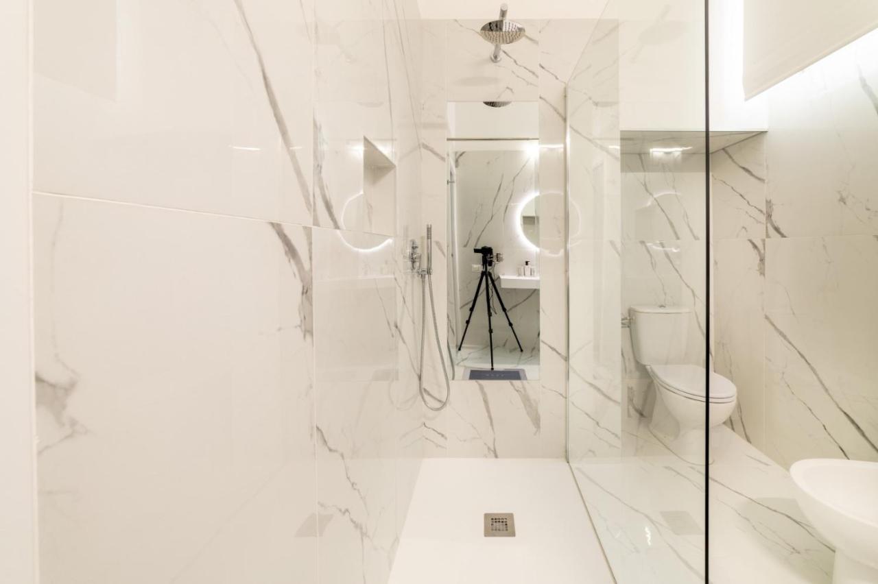 San Babila - Luxury Milanese Apartment Exteriör bild