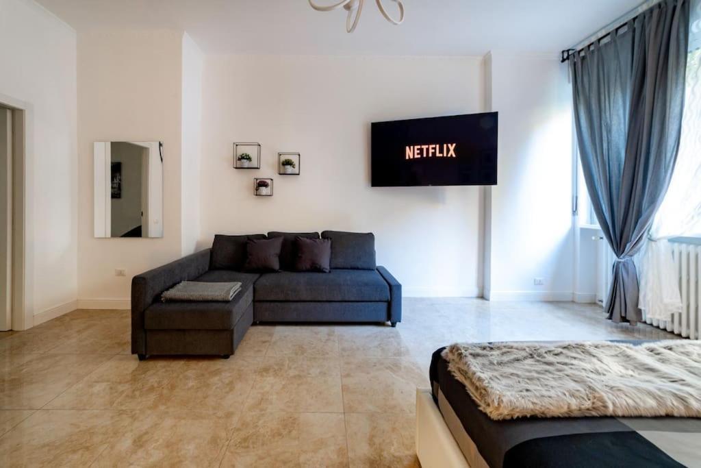 San Babila - Luxury Milanese Apartment Exteriör bild