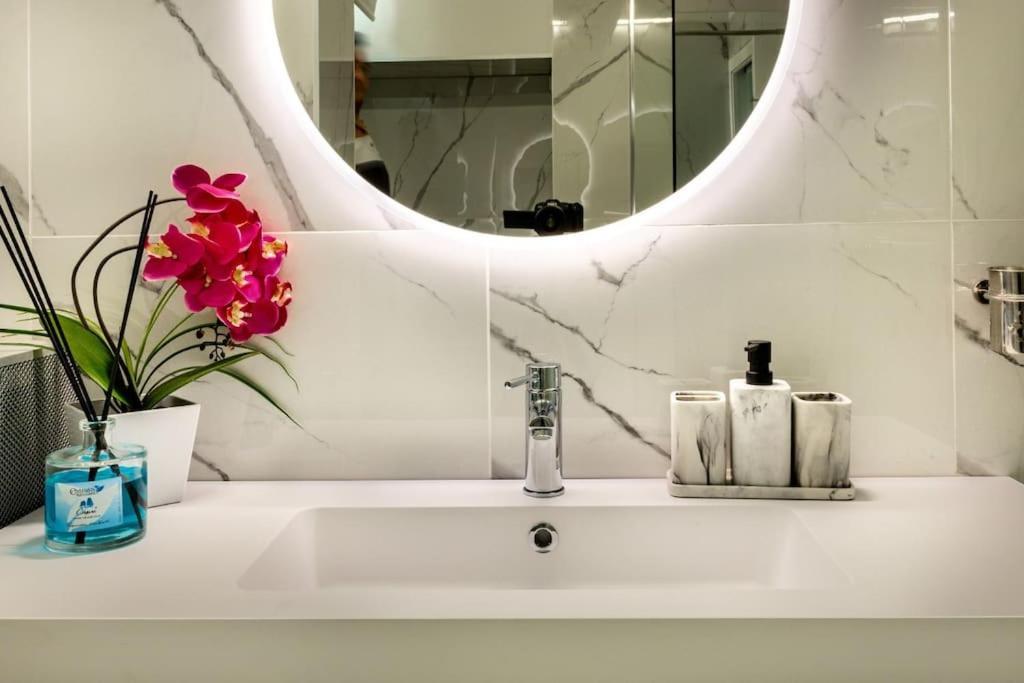 San Babila - Luxury Milanese Apartment Exteriör bild